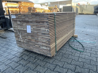 Ca. 154x Guyana Ipé planken geschaafd, 21x90mm, lengte 275cm